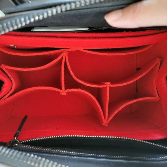 Givenchy Medium Antigona star embossed - Picture 2 of 9